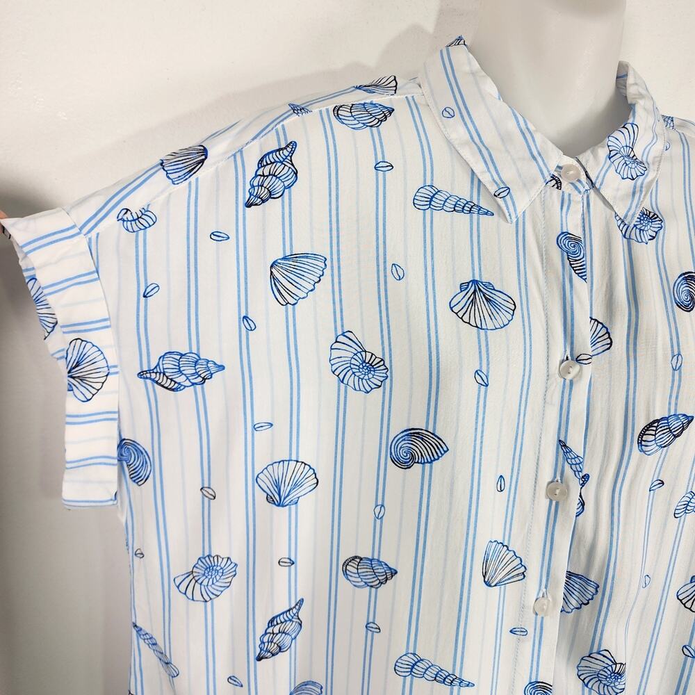 Jane And Delancey Shirt Blue Button Short Cuffed Sleeve Seashell Stripes Large - Picture 4 of 9